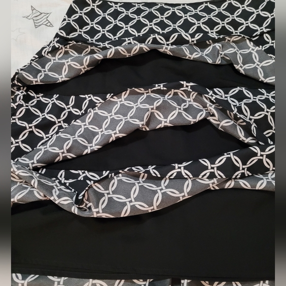 White House Black Market Skirt size 8 - Picture 4 of 9